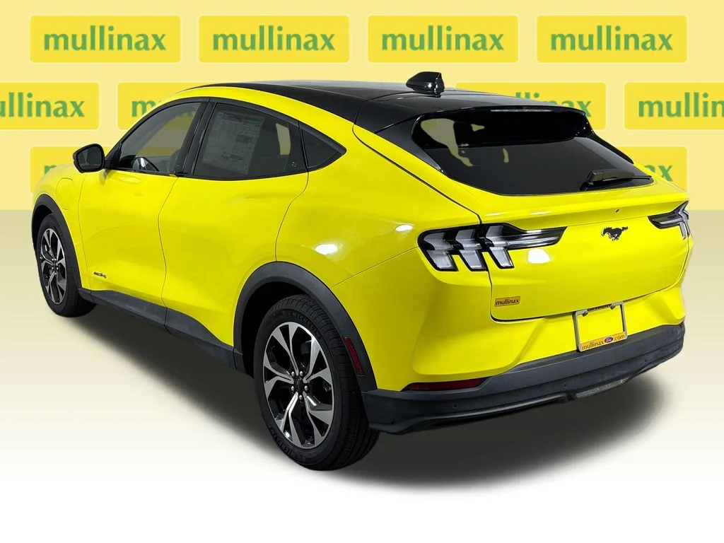 Certified Used 2025 Yellow Ford Select image 9