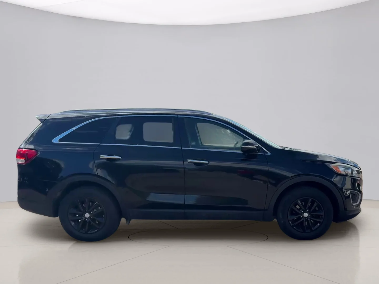 Used 2017 Black Kia LX image 6