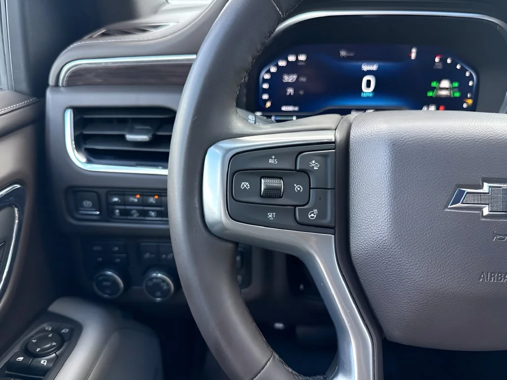 Used 2023 STERLING GRAY METALLIC Chevrolet Z71 image 18