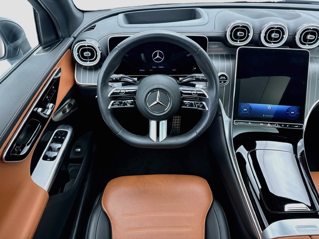 Certified Used 2026 Grey Mercedes-Benz GLC 300 image 10