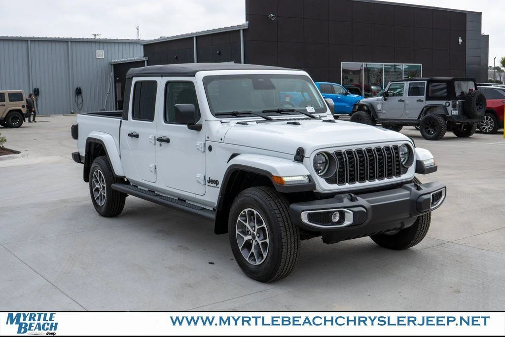 New 2026 Bright White Clear-Coat Exterior Paint Jeep Sport S image 8
