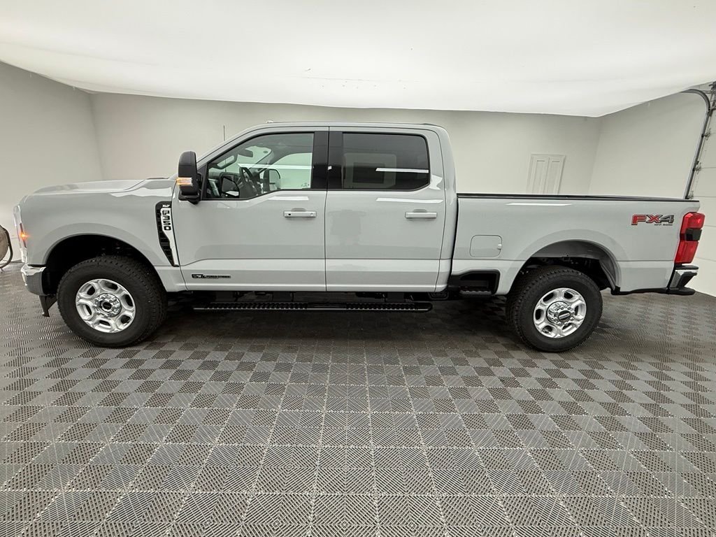 New 2026 White Ford XLT image 13