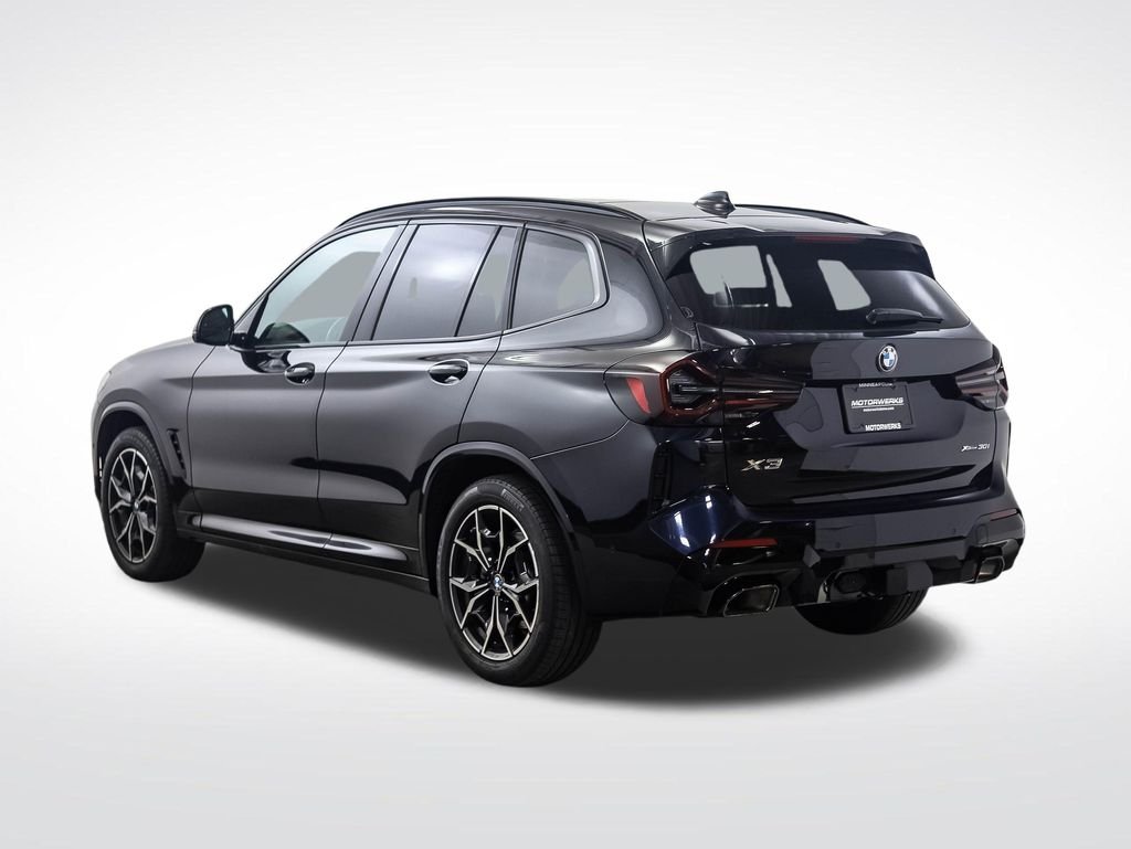 Certified Used 2024 Carbon Black Metallic BMW xDrive30i image 3