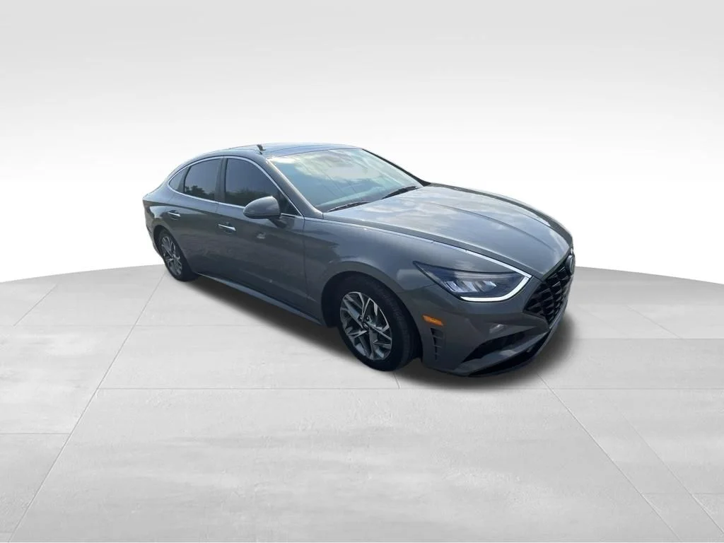 Used 2022 Gray Hyundai SEL image 20