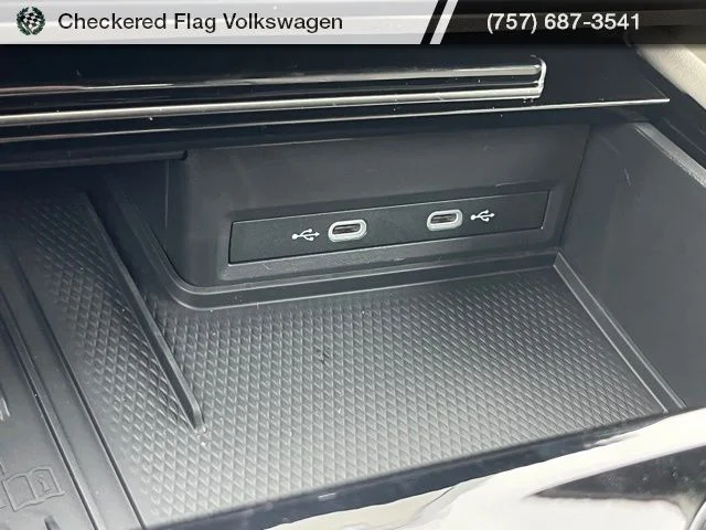 New 2026 Green Volkswagen 2.0T SE w/Technology image 42