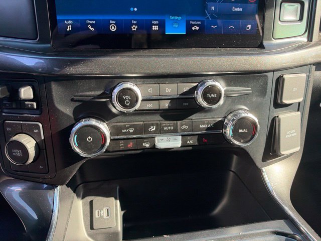Used 2023 Oxford White Ford XLT image 11