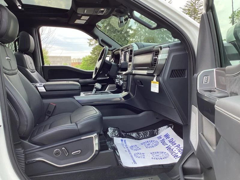 New 2026 Star White Metallic Tri-Coat Ford Platinum® image 20