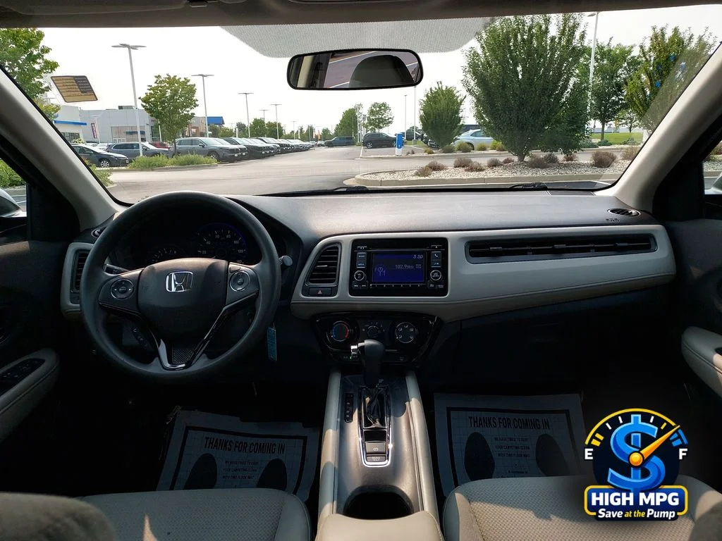 Used 2021 Silver Honda LX image 28