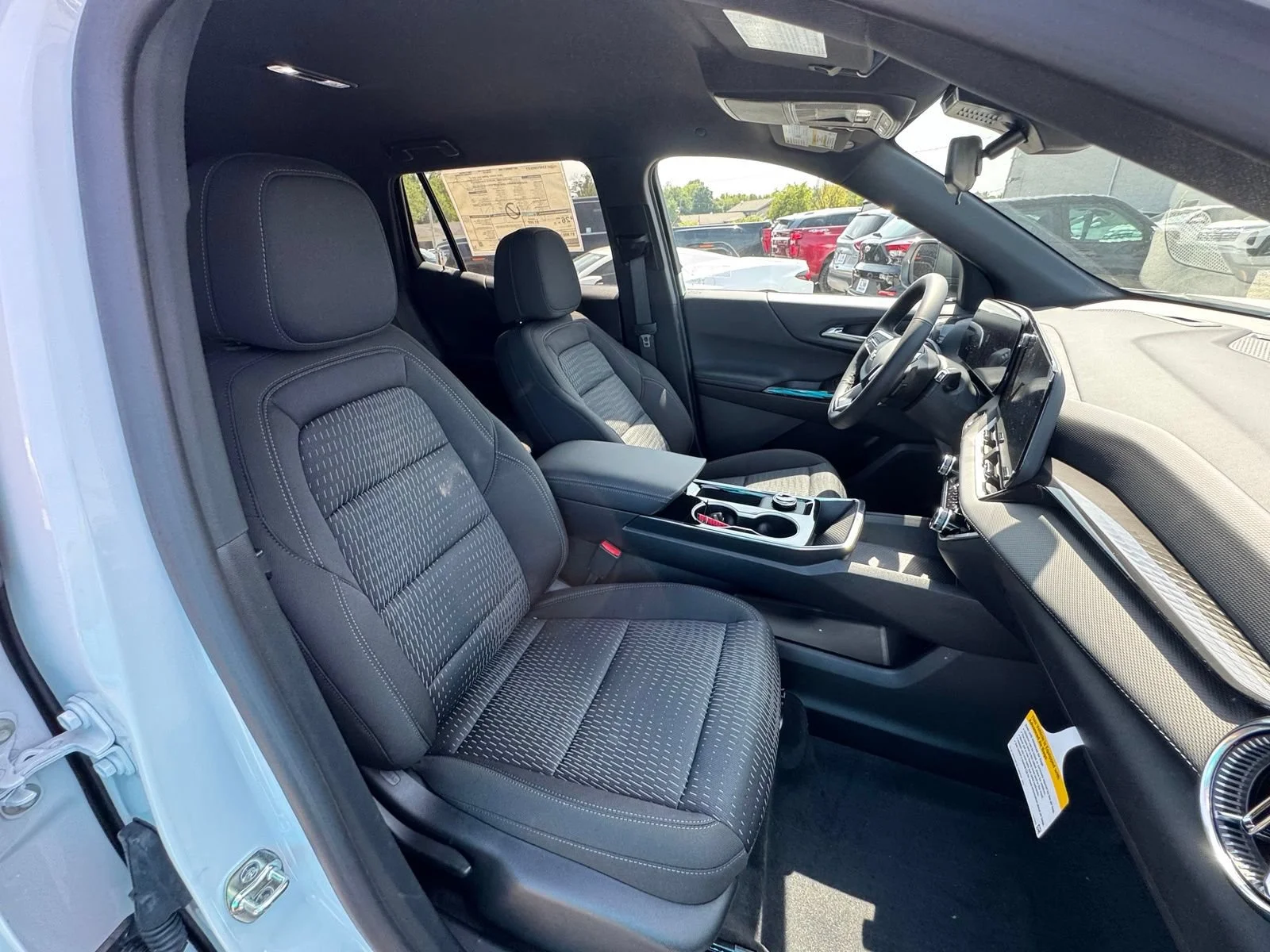 2027 Chevrolet Equinox LT - Photo 33