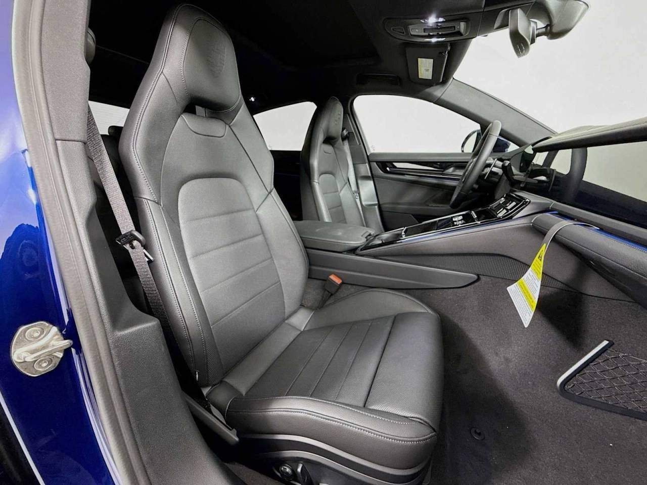 2026 Porsche Panamera 4 E-Hybrid - Photo 30