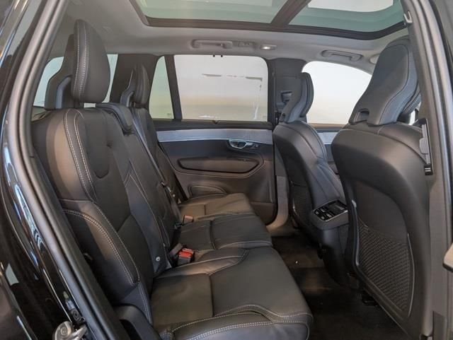 2026 Volvo XC90 Ultra - Photo 28