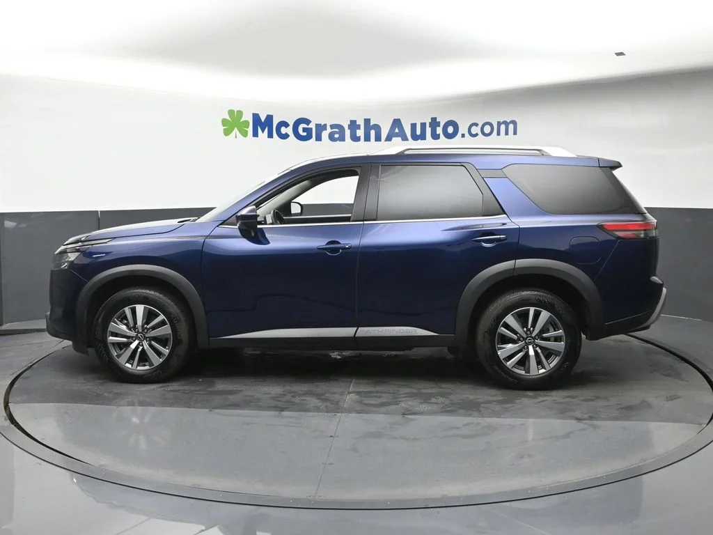 Used 2025 Blue Nissan SL image 23