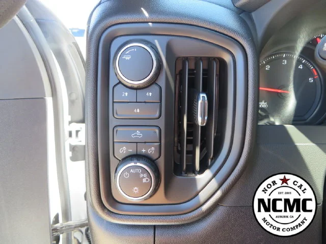 Used 2025 White Chevrolet Work Truck image 29
