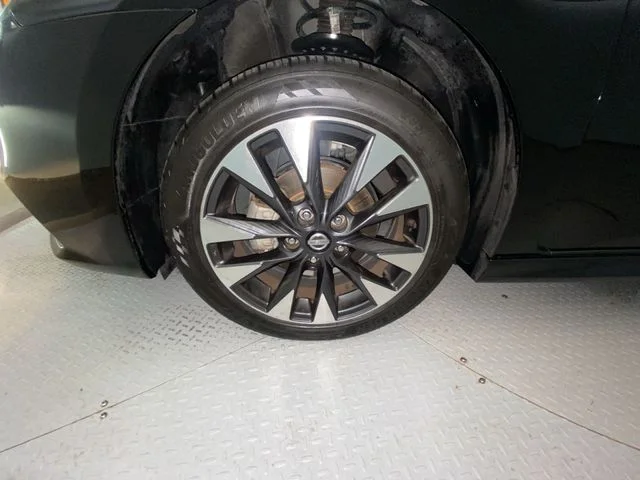 Used 2019 Black Nissan SR image 10
