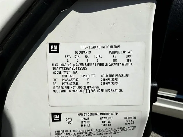 Used 2002 White Chevrolet Base image 16
