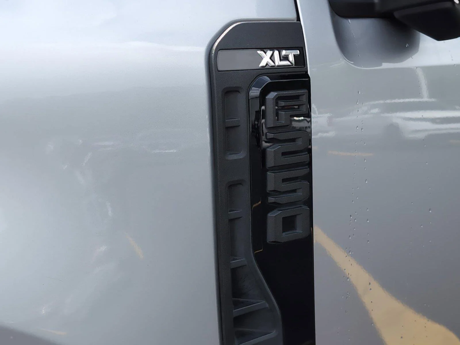 Used 2023 Iconic Silver Ford XLT image 36