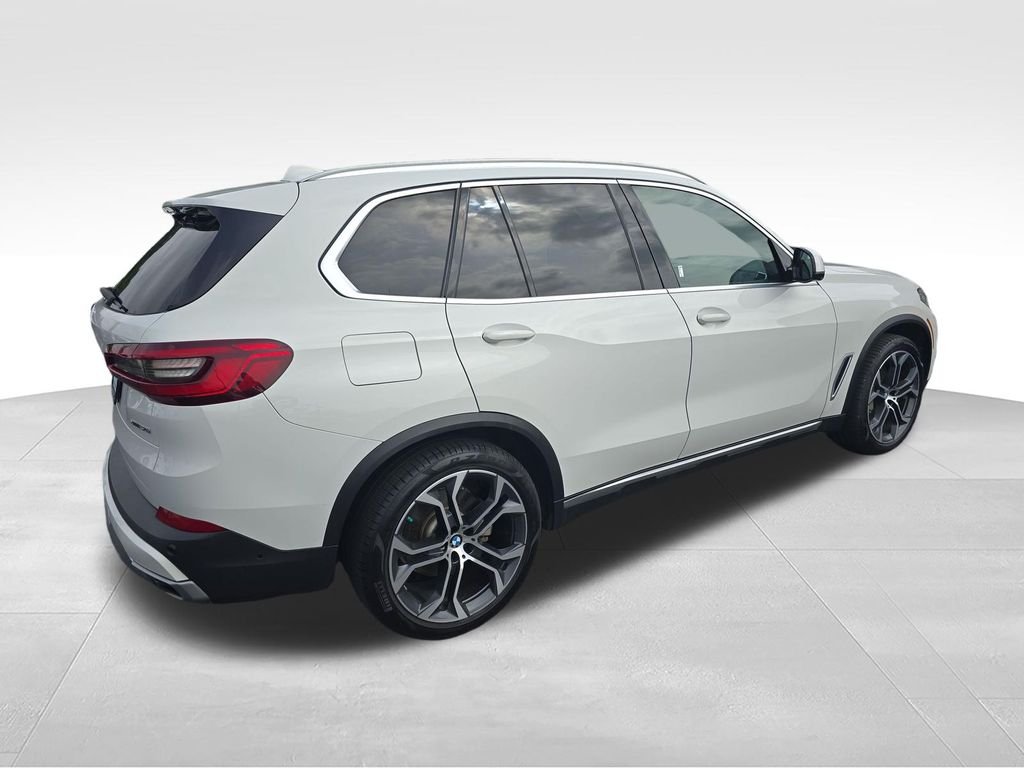 Used 2020 White BMW xDrive50i image 5