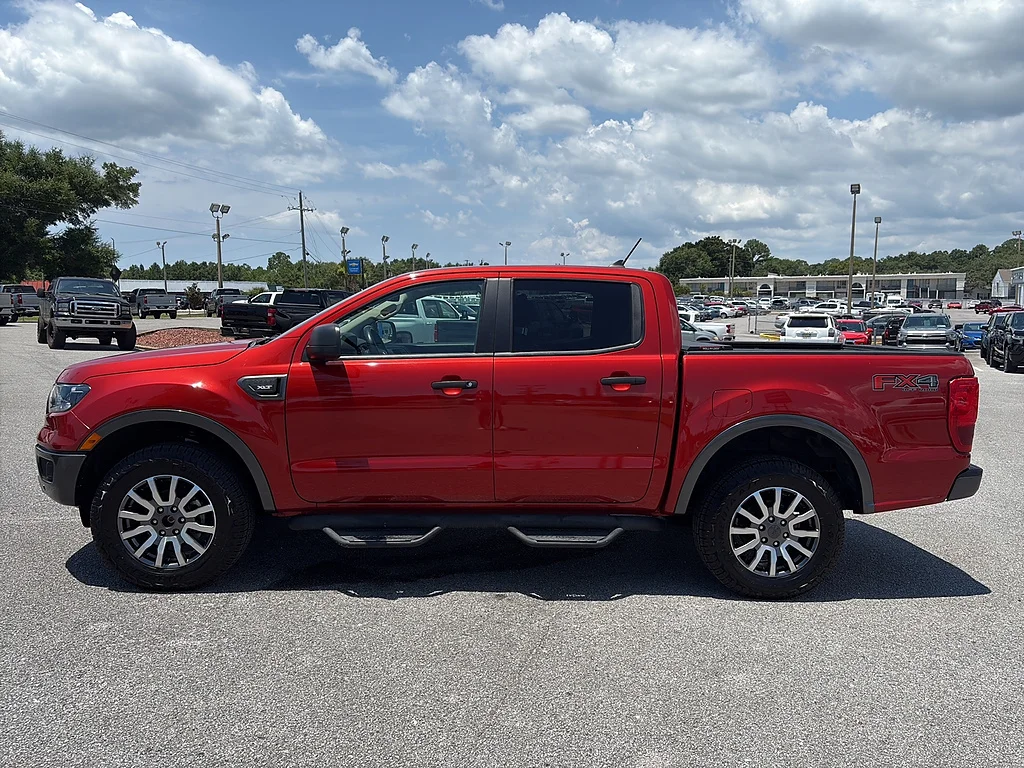 Used 2019 Hot Pepper Red Metallic Tinted Clearcoat Ford  image 3