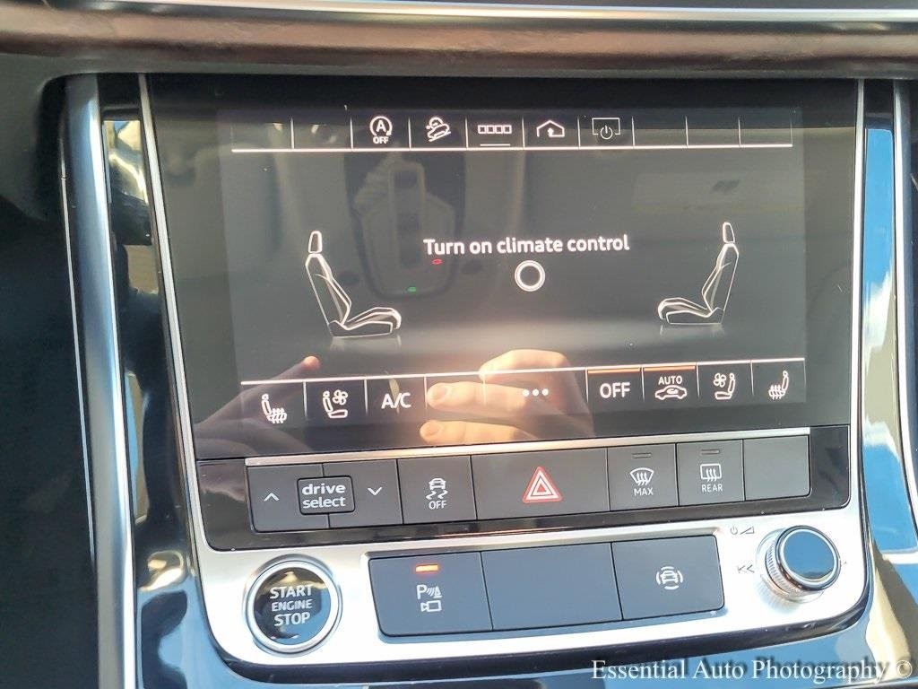 2022 AUDI Q8 - Image 13