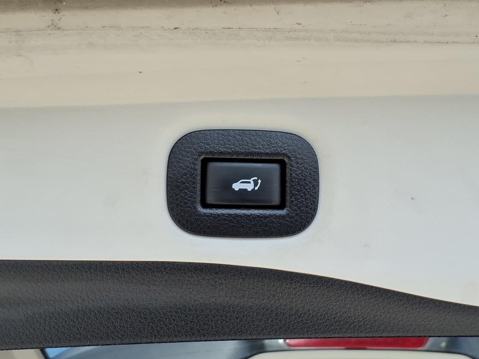 Used 2020 Gun Metallic Nissan SV image 25
