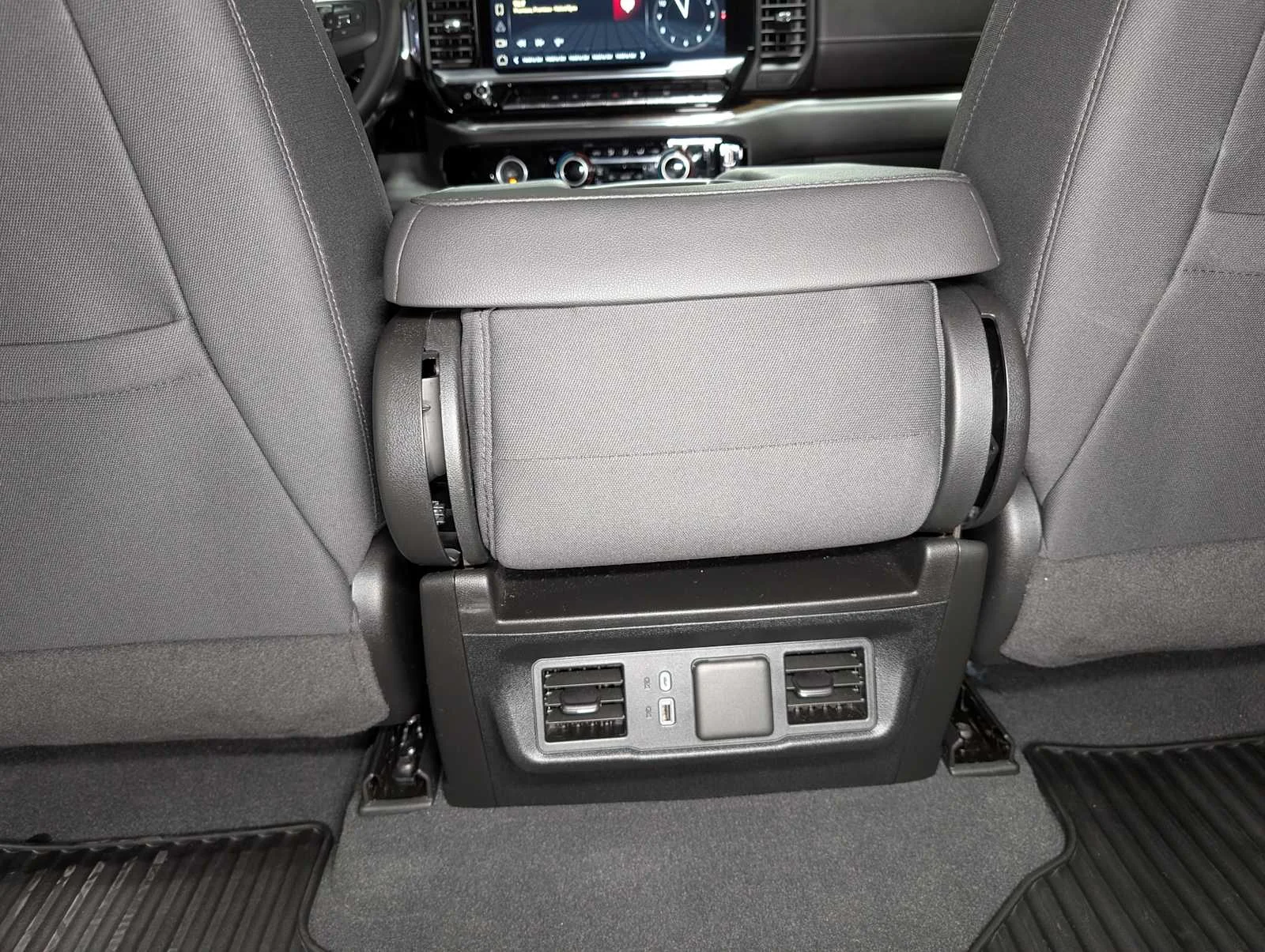 Used 2024 Onyx Black GMC Elevation image 20
