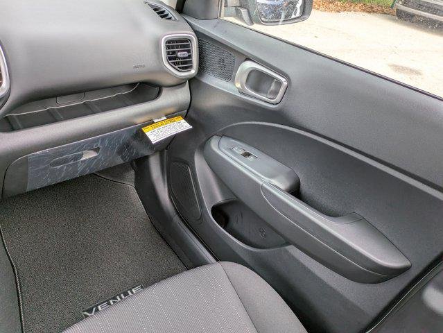 New 2026 Shimmering Silver Hyundai SE image 14