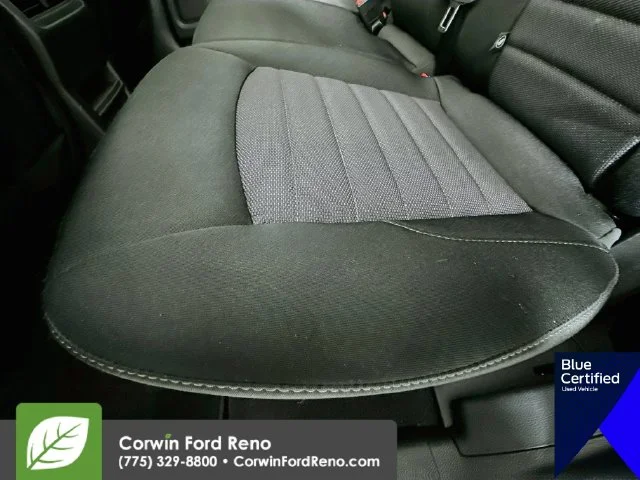 Certified Used 2023 Oxford White Ford SE image 28