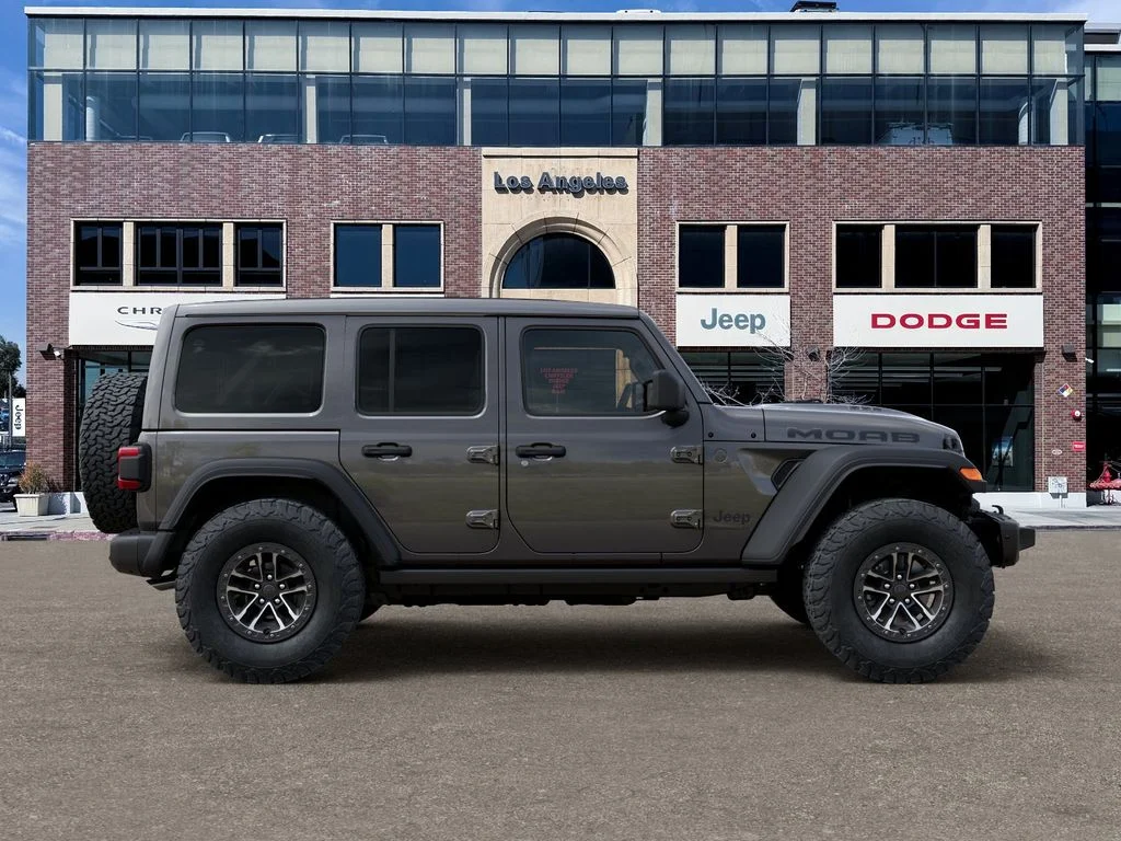 New 2026 Granite Crystal Metallic Clearcoat Jeep Moab 392 image 21