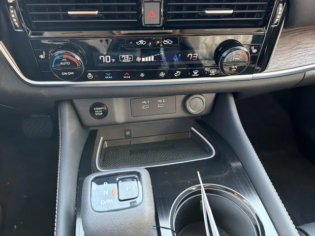 New 2026 Everest White Pearl TriCoat Nissan Platinum image 26