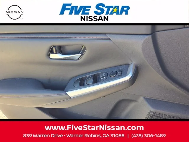 Used 2024 Gray Nissan SR image 29