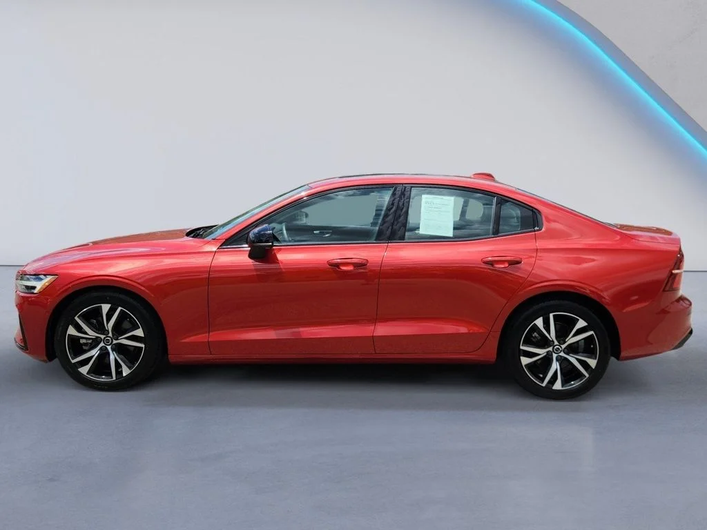 Used 2024 Fusion Red Metallic Volvo Plus Dark Theme image 6