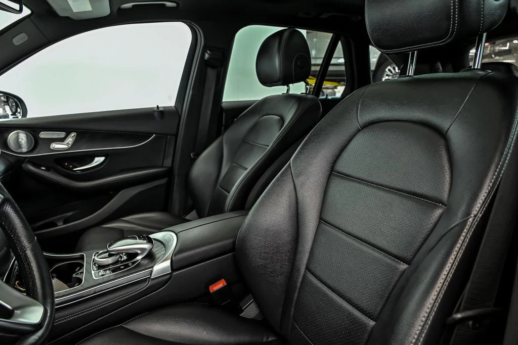 Used 2018  Mercedes-Benz GLC 300 image 15