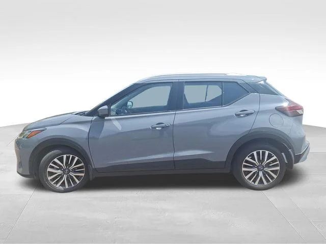 Certified Used 2024 Gray Nissan SV image 5