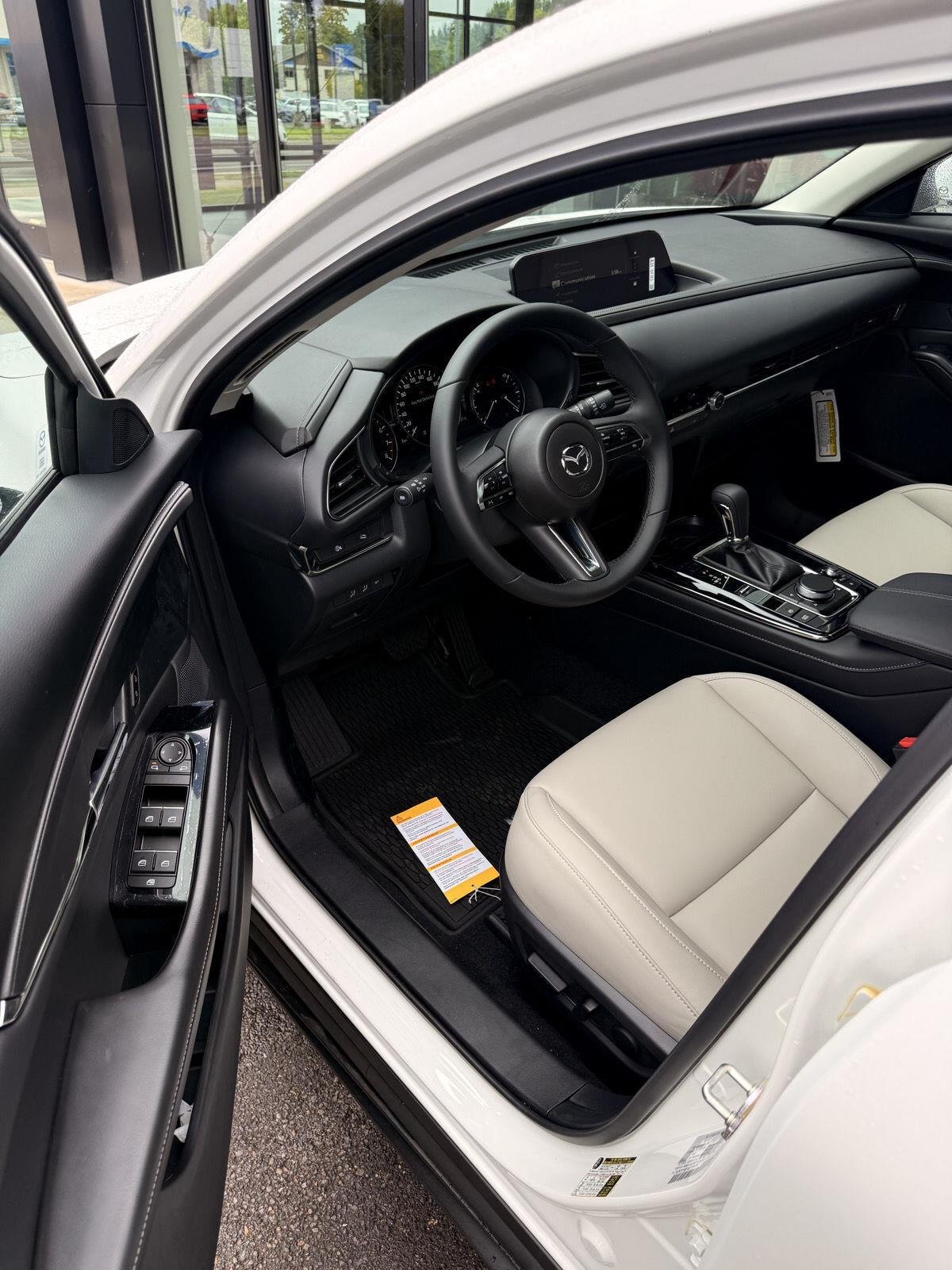 2025 Mazda CX-30 Preferred - Photo 6