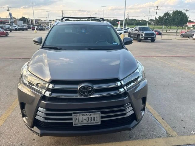 Used 2018 Gray Toyota Limited image 1