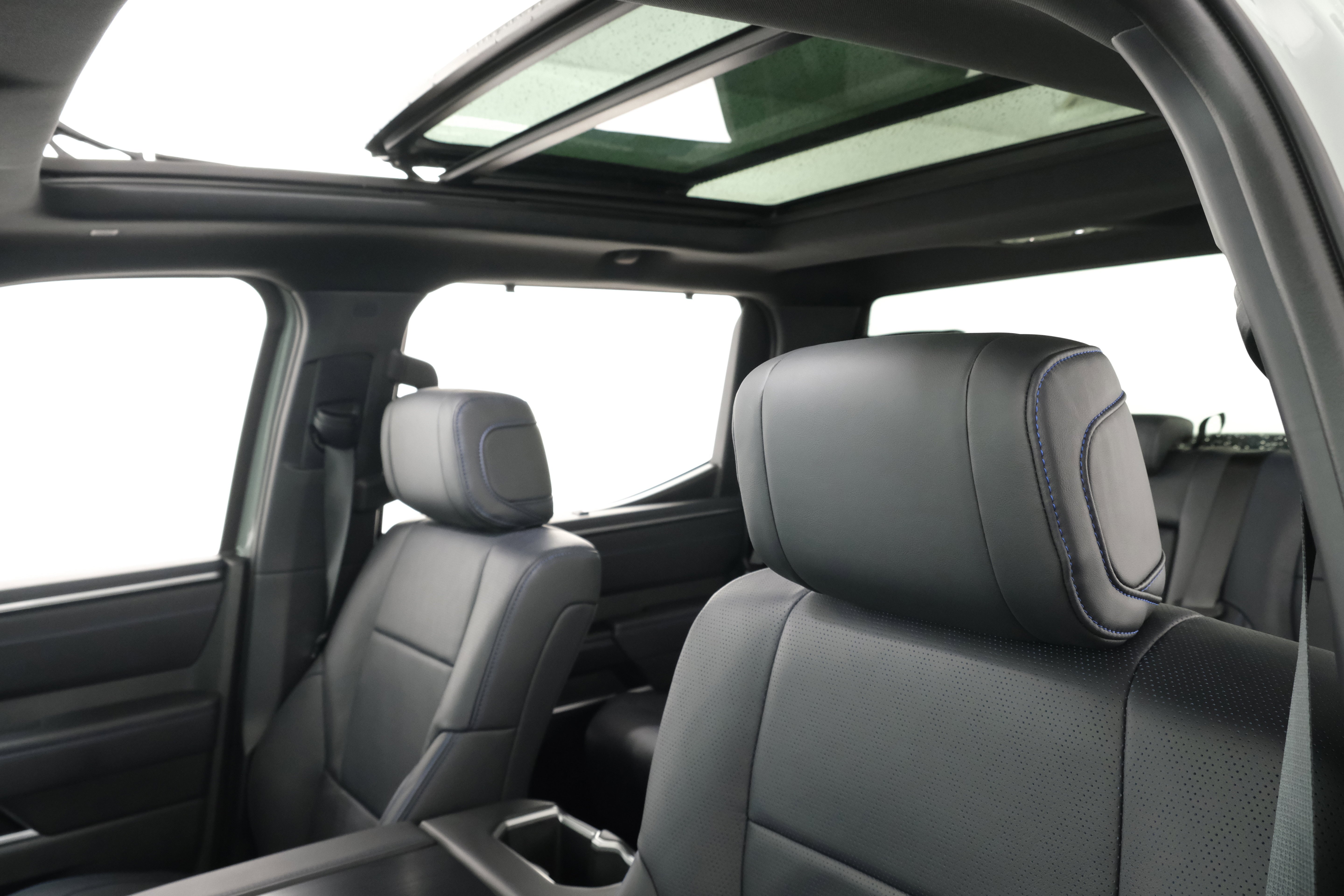 2025 Toyota Tundra Platinum - Photo 34