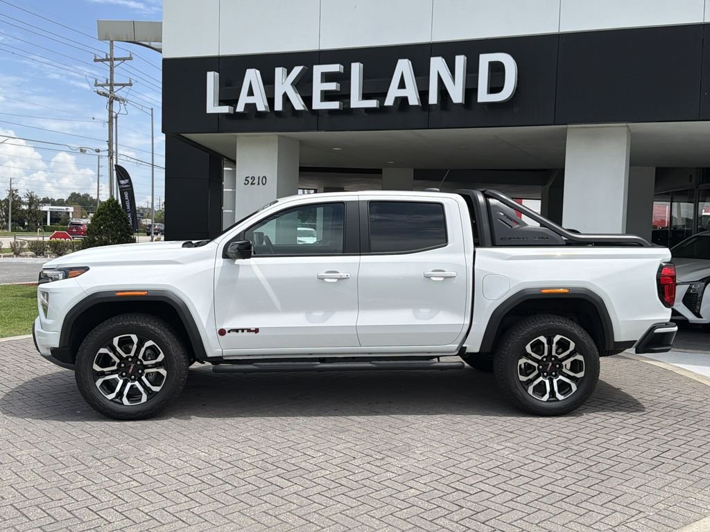View vehicle photo 3