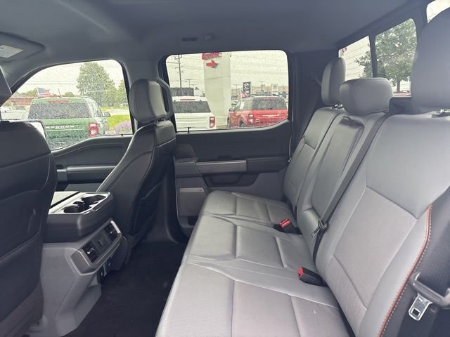 Certified Used 2024 Oxford White Clearcoat Ford Lariat image 33