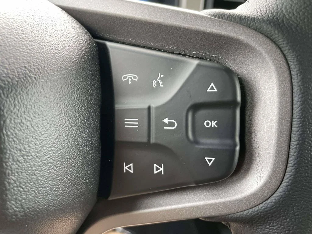 New 2026 Avalanche Gray Ford Outer Banks image 23