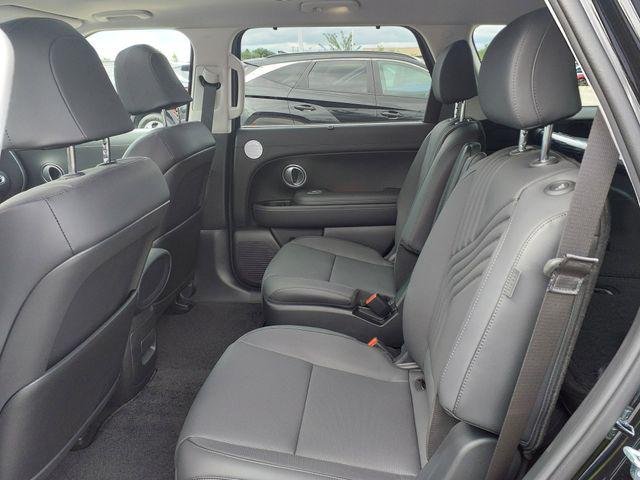 New 2026 Abyss Black Hyundai SEL Premium image 10