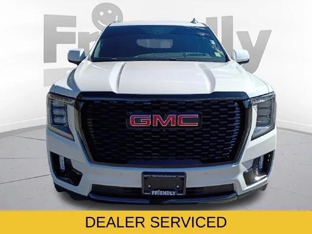 Used 2022 White GMC Denali image 2