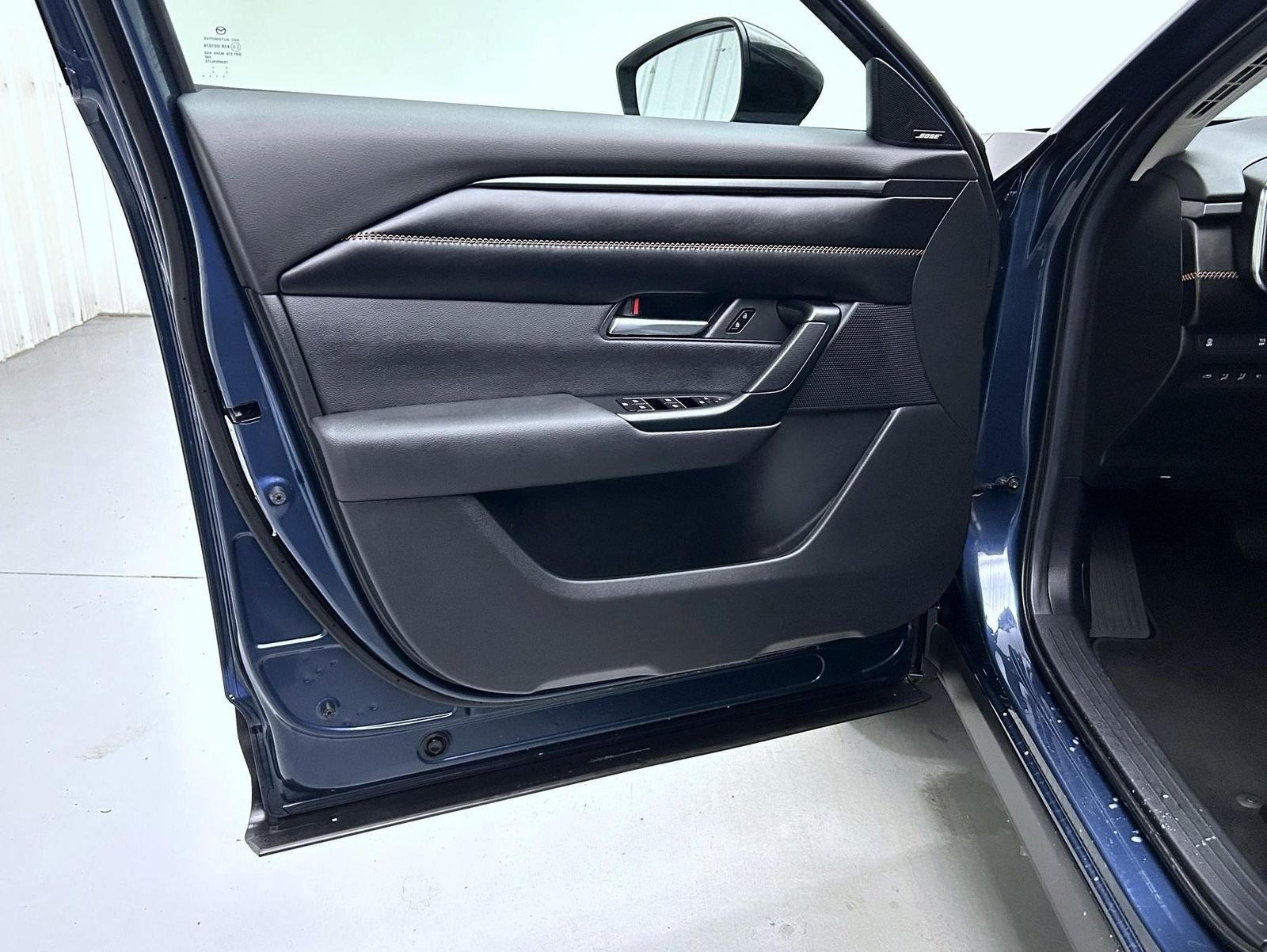 Used 2025 Blue Mazda 2.5 S Premium Plus Package image 9