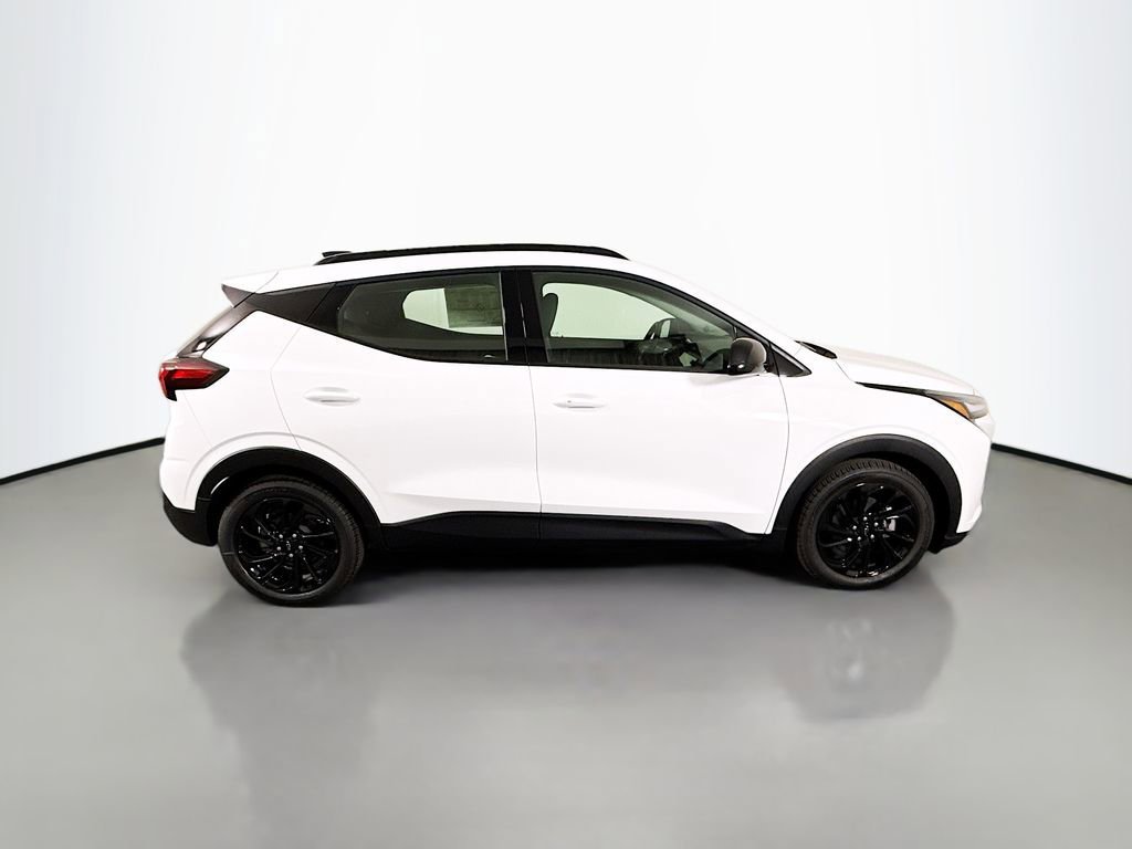 New 2027 Summit White Chevrolet RS image 8