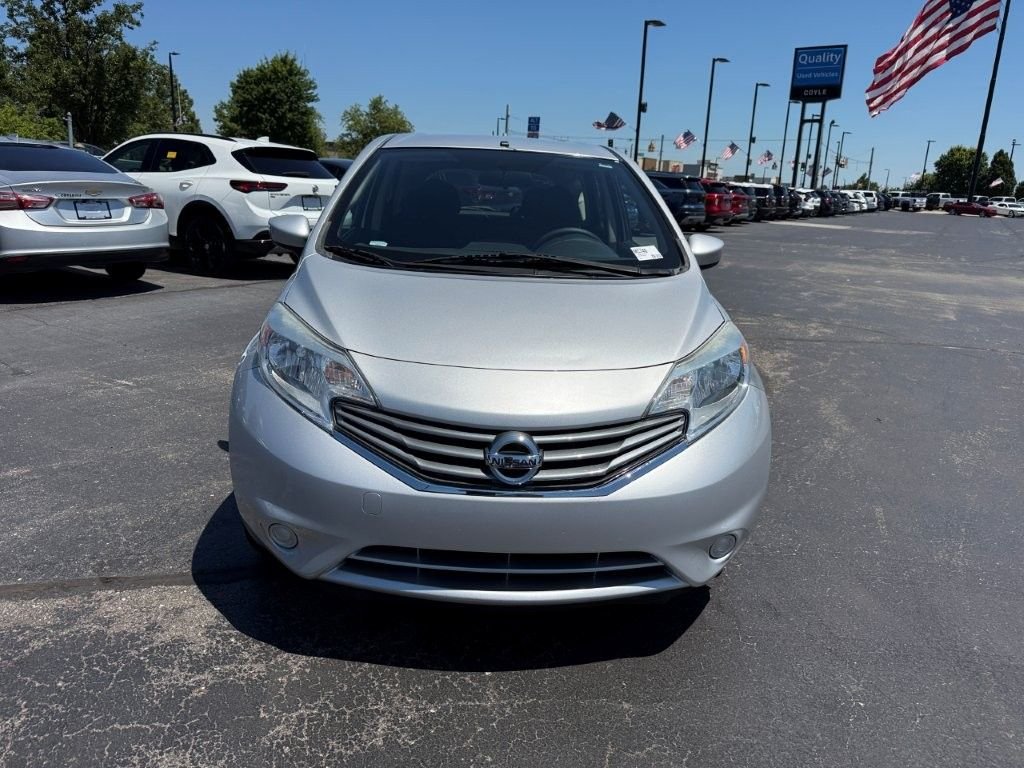 Used 2015 Silver Nissan SV image 2