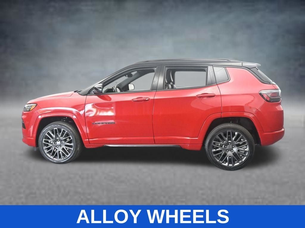 Used 2023 Red Jeep Limited image 3