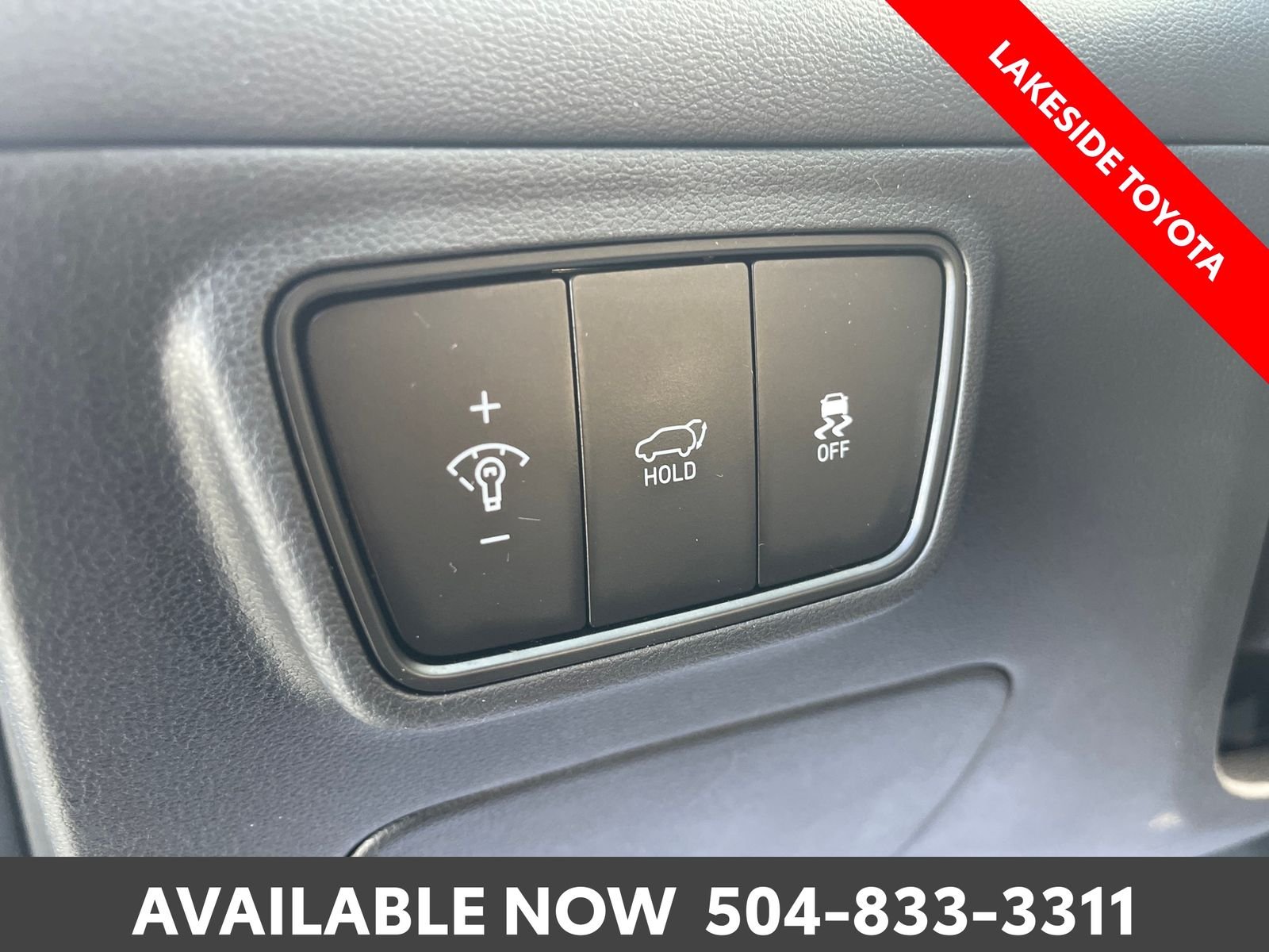 Used 2024 Silver Hyundai SEL image 25