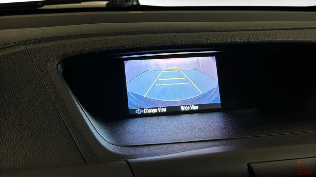 Used 2014 Silver Honda LX image 21