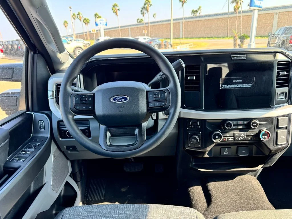 New 2026 Oxford White Ford F-250® XLT image 20