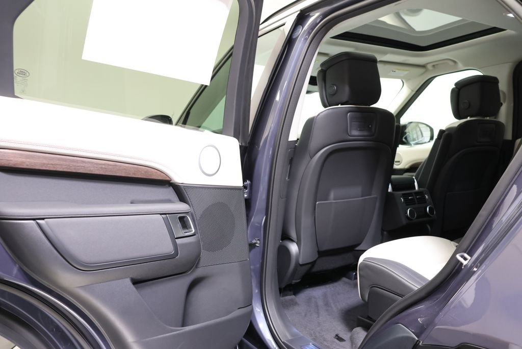New 2026 Varesine Blue Land Rover Dynamic SE image 34