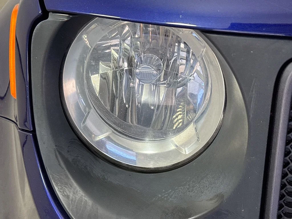 Used 2016 Jetset Blue Jeep Trailhawk image 36